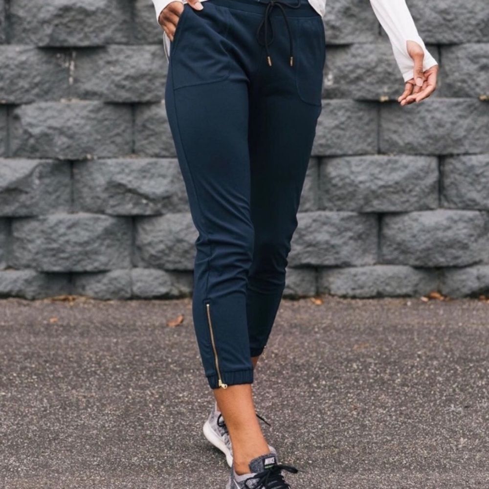 Zyia Navy Blue Peak Joggers Size women’s XL